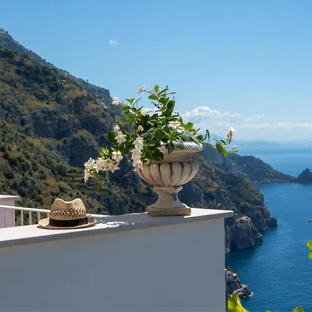 Poesia Villa *