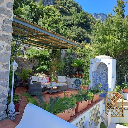 Villa Poesia