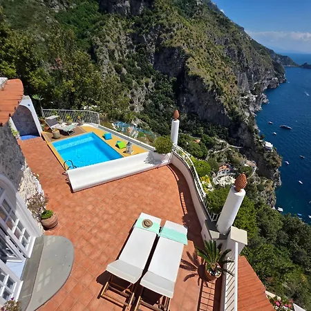 Poesia Villa *